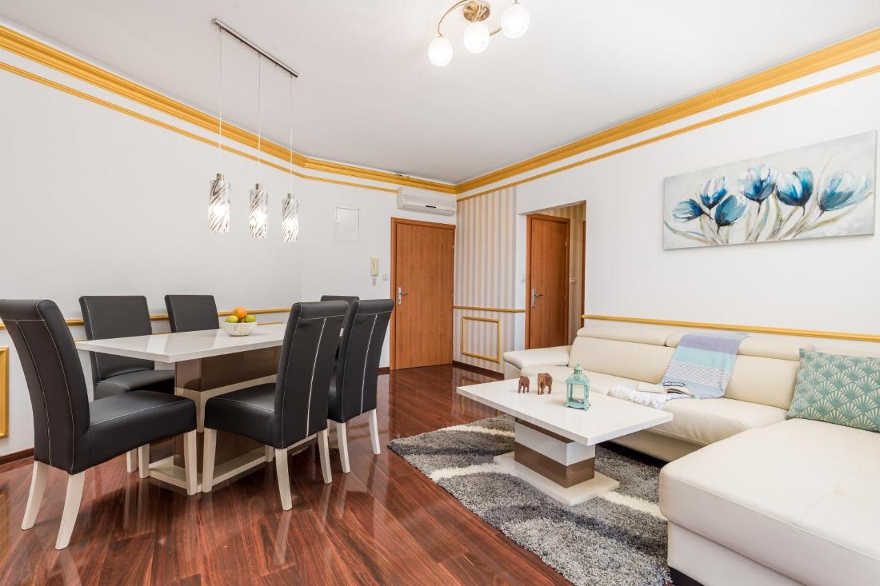 Apartment All For You - With A Swimming Pool Οπατία Εξωτερικό φωτογραφία