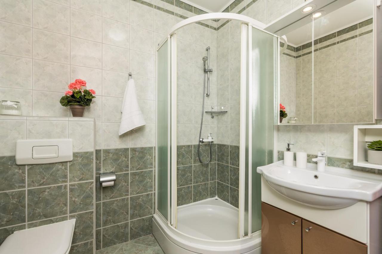 Apartment All For You - With A Swimming Pool Οπατία Εξωτερικό φωτογραφία